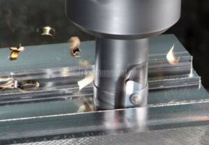 Dịch vụ gia công cắt chính xác cho hệ thống ống thép đúc 2