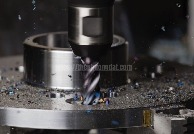 Dịch vụ gia công cắt chính xác cho hệ thống ống thép đúc