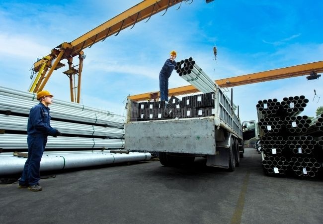 Dịch vụ vận chuyển ống thép an toàn, tối ưu chi phí cho dự án