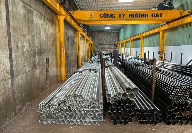 Tuổi Thọ Ống Thép Mạ Kẽm Nhúng Nóng Trong Môi Trường Biển Và Hóa Chất Là Bao Lâu?